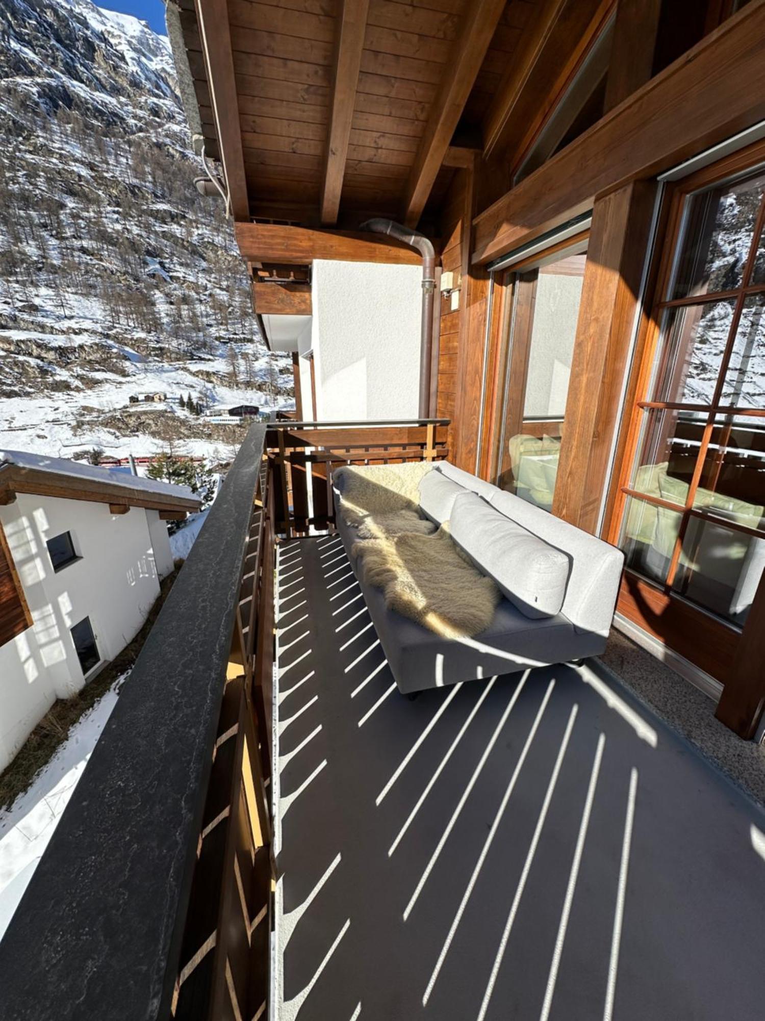 Modern Self-Catering Apartment With Matterhorn Views Zermatt Exterior foto