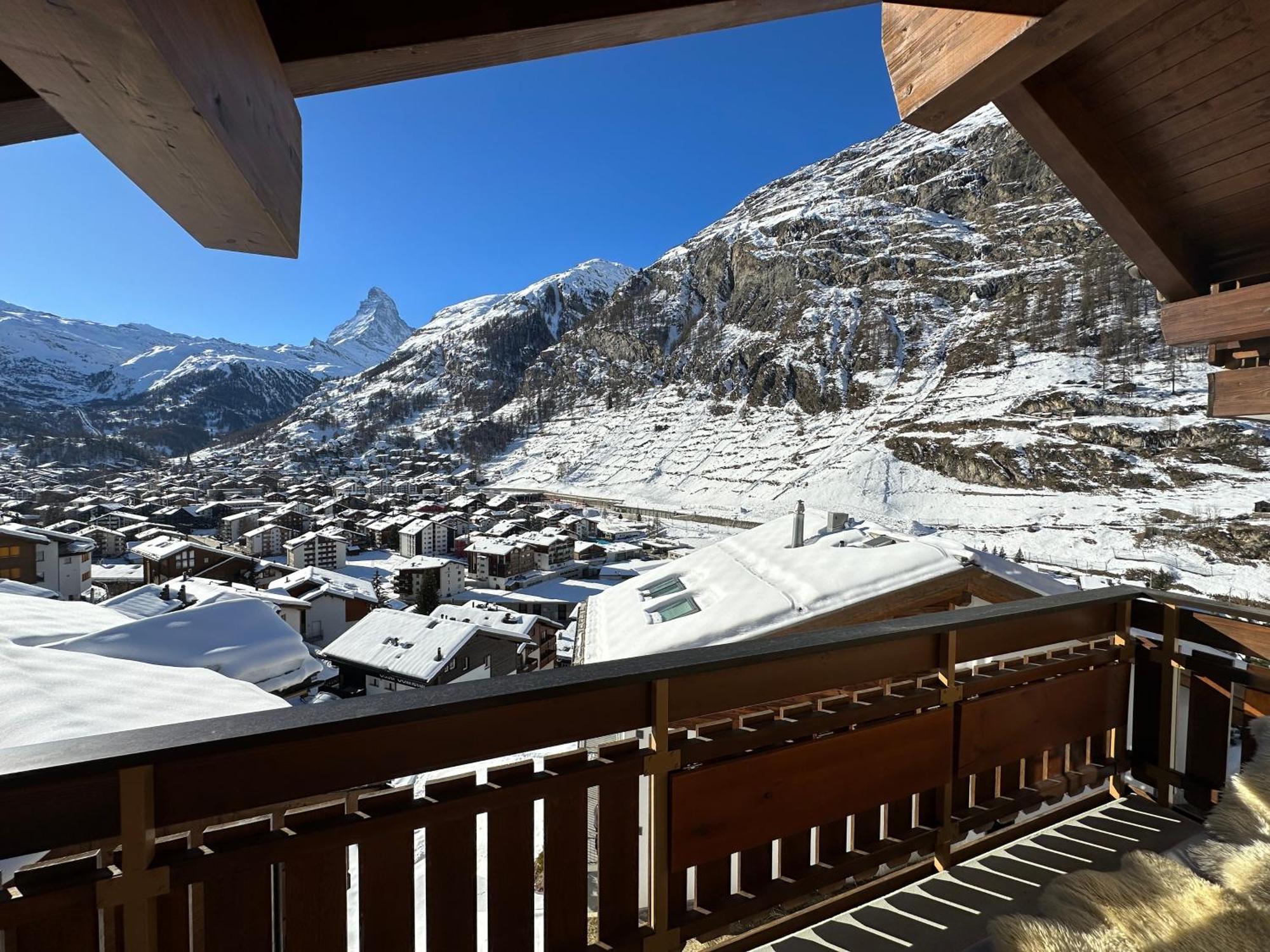 Modern Self-Catering Apartment With Matterhorn Views Zermatt Exterior foto